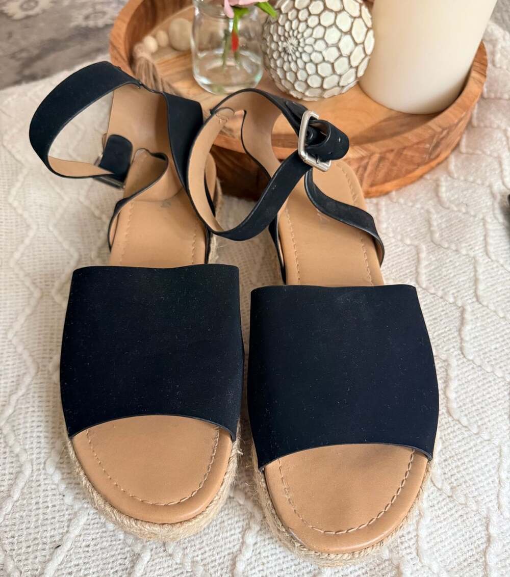 Soda Espadrille Flatform Sandals Black Nubuck